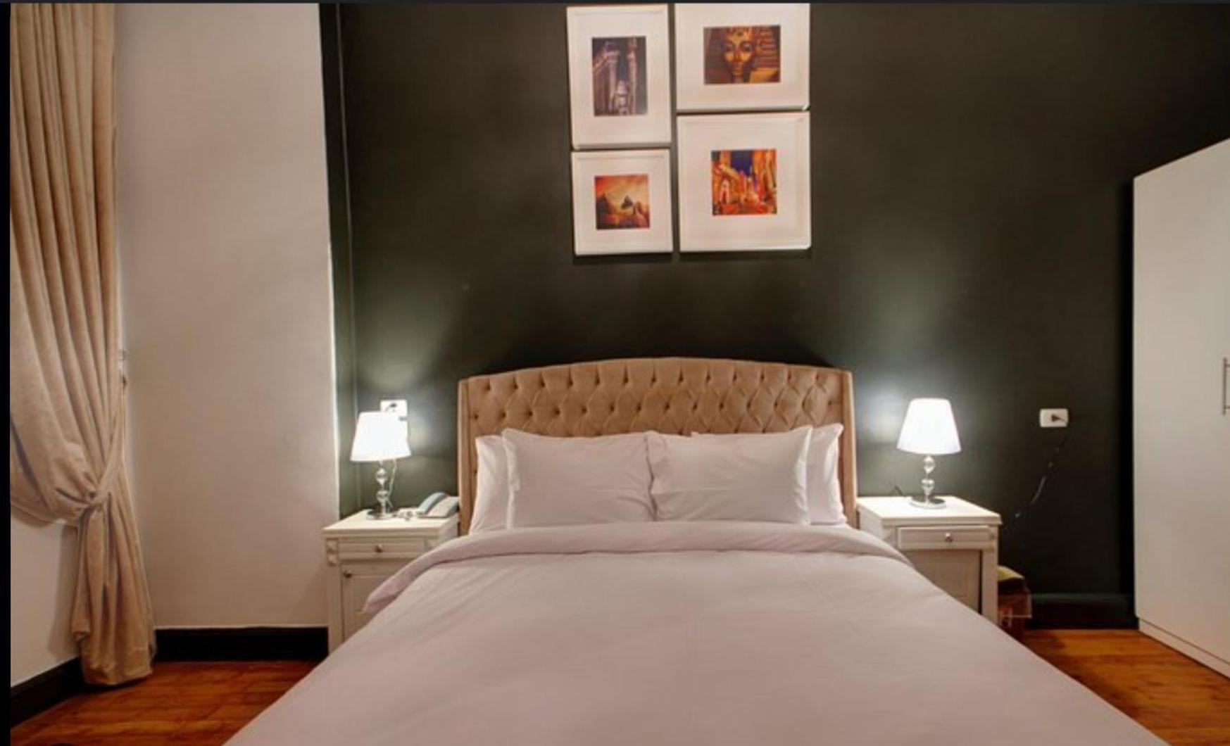 Empress Madani Palace Hotel Surrey Luaran gambar