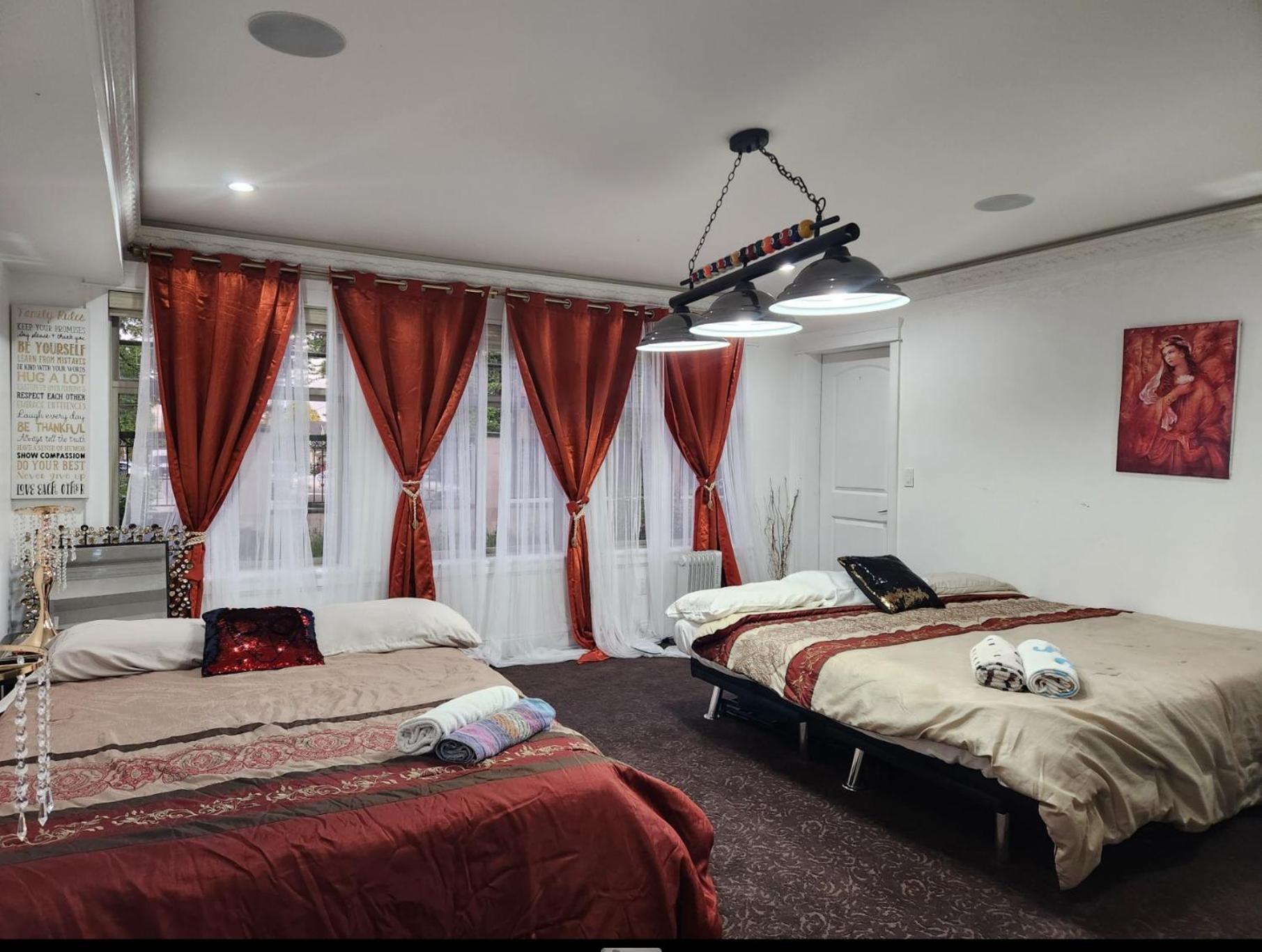 Empress Madani Palace Hotel Surrey Luaran gambar