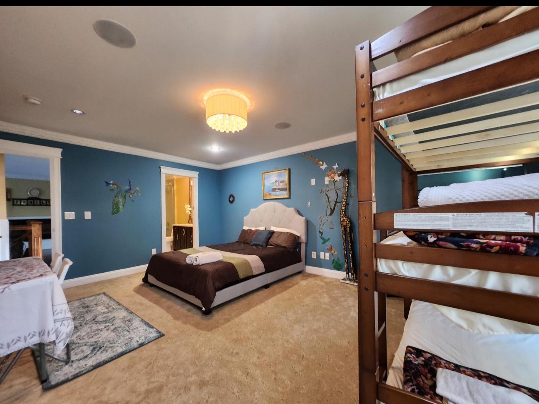 Empress Madani Palace Hotel Surrey Luaran gambar